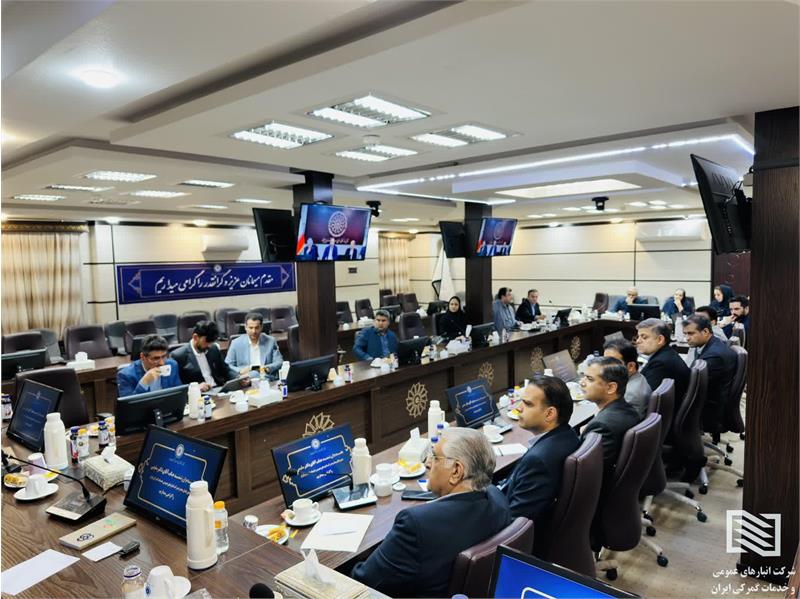 حضور مدیرعامل شرکت انبارهای عمومی و خدمات گمرکی ایران و هیات همراه در اتاق بازرگانی بیرجند؛ ترسیم آینده لجستیک خراسان جنوبی