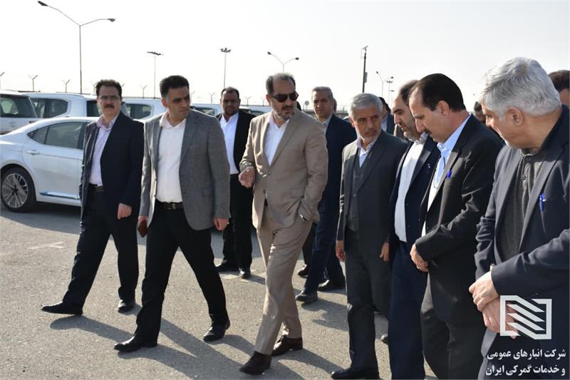 دکتر کاظم سلیمی مدیر عامل و نایب رئیس هیات مدیره شرکت انبارهای عمومی و خدمات گمرکی ایران در هفتمین جلسه کارگروه مبارزه با کالای قاچاق و ارز: هر نهاد و مجموعه ای باید برای تسهیل امور تجارت کشور و رضایت